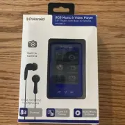 Polaroid 8 GB Music & Video Player TOUCH w/ camera PMP 2808C-8 NEW