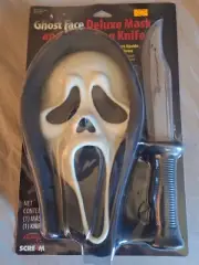 Scream 4 Deluxe Mask & Bleeding Knife Collector's Edition CE Ghost Face Mask