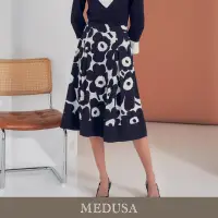 在飛比找momo購物網優惠-【MEDUSA 曼度莎】現貨-黑白大印花箱褶中長裙（M-XL