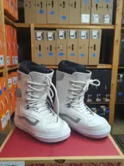 Vans Invado OG Snowboard Boots Men's 8