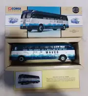 1995 Corgi Classics 1/50 Scale Yellow Coach 743 Join the Waves Bus 20