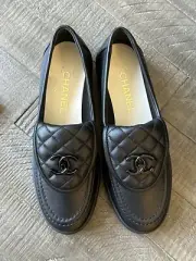 size 37.5C NIB CHANEL So Black Lamb Quilted Flap Turnlock CC Logo Loafer