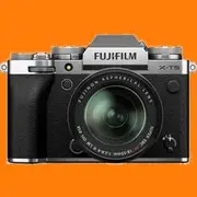 FUJIFILM X-T5 Mirrorless Camera Kit with XF 18-55mm f/2.8-4 Lens Silver - Brand New