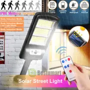 Outdoor LED Solar Street Light 900000LM IP65 Motion Sensor Dusk-Dawn Remote Lamp
