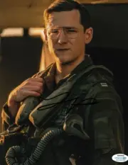Lewis Pullman Top Gun: Maverick signed 10x8 photo AFTAL, UACC, ACOA & PROOF [5]