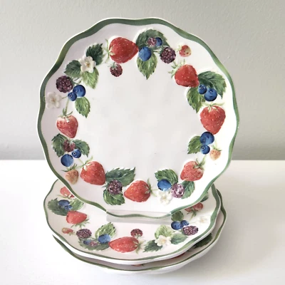 4 Primrose Vintage Strawberry Mixed Berries Melamine Plates Dessert Appetizer