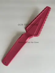New Tupperware Cake Cutter Pie Slicer Cut N Serve Vintage 1228 Pink NOS