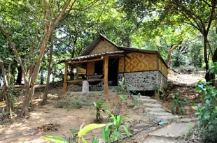 三蘇里小屋Sangsuree bungalow