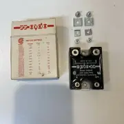 Opto 22 3-32VDC Control Solid State Relay SSR 240 VAC 10 Amp 240D10-17 B47