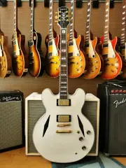 Epiphone Emily Wolfe 'White Wolfe " Sheraton 2023 - Aged Bone White