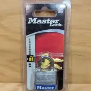 NEW MASTER LOCK 7D PADLOCK LAMINATED STEEL BODY WARDED LOCK 1 1/8 Inch SHACKLE
