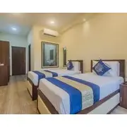 Hotel Divine Residency Near Phoenix Marketcity