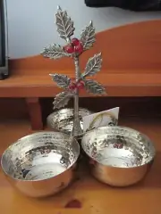 NWT Silver Holly & Berries Holiday Christmas Candy Nut Dip Bowls Dish Caddy
