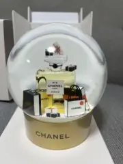 CHANEL Snow Globe Dome Christmas 2021 Novelty N°5 100th Anniversary Limited Rare