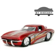 JADA 1963 CHEVROLET CORVETTE STINGRAY 1/24 with SILVER GRAPHICS RED 35023