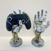 Multi-functional Game Controller Stand Creative Robotic Hand Statue AU