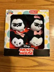 Disney Tsum Tsum Mickey and Minnie Mouse 4-pack Target Exclusive ~ Plush ~ New!