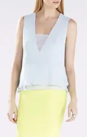 NEW BCBG LIGHT BLUE SMOKE AMERLY SLEEVELESS V-NECK TOP WQR1U105/S359A SIZE XS