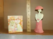 Vintage AVON FASHION FIGURINE GAY NINETIES UNFORGETTABLE COLOGNE 1970's Woman