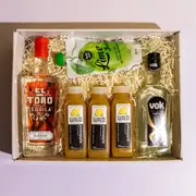 Pineapple Margarita At Home Cocktail Kit | Sippify