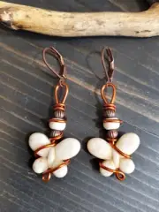 UNIQUE PRETTY WHITE HOWLITE BUTTERFLY BEAD/COPPER BEAD AND WIRE WRAP EARRINGS