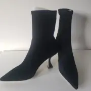 SALE!! NWB, STUART WEITZMAN BLACK SUEDE "X CURVE" 85 BOOT SIZE 8 M