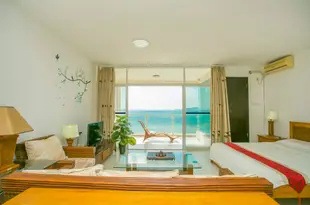 三亞海闊天空一線海景度假公寓Haikuo Tiankong Seaview Holiday Apartment