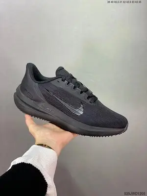 耐克Nike Air Zoom Winflo 9 耐克純黑男子休閑運動跑步鞋貨號:CW