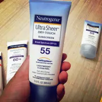 在飛比找蝦皮購物優惠-購買 neutrogena spf 55 日後免費獲得 1 