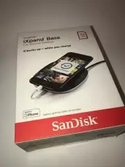 Sandisk iXpand Base for iphone backup NEW IN BOX T1