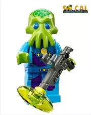 LEGO MINIFIGURES SERIES 13 71008 Alien Trooper