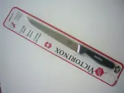 VICTORINOX SWISS ARMY KNIFE SERRATED SLICER FRENCH STYLE YATAGHAN BLADE SEALED
