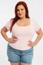 Pink T-shirt Short Sleeve Scoop Neck