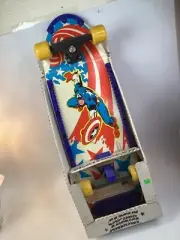 1990’s CAPTAIN AMERICA MARVEL AVENGERS Old Skateboard vintage NEW IN BOX (F1)
