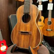 Martin: 2K Tenor Uke (Soprano)