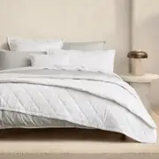 Sheridan Ruben Bed Cover in White/Snow Cotton/Polyester