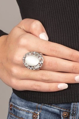 Paparazzi Moonlit Marigold WHITE Ring!