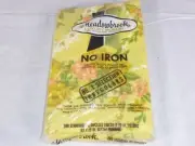 NOS Vtg Meadowbrook Standard pillowcases Yellow Gold Orange Floral 50/50 Muslin