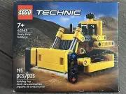 LEGO TECHNIC: Heavy-Duty Bulldozer (42163) NEW IN BOX