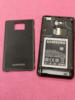 Samsung Galaxy SII i9100料件機，當按鍵老人機，銀髮機，中古機/零件機/料件機/計算機/鬧鐘/收音機使用