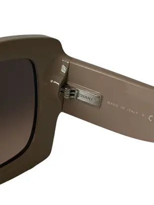 Chanel 香奈兒 24S 新款寬版墨鏡(A71617/奶茶/黑/方框/寬版/太陽眼鏡/平行輸入)
