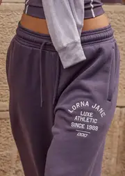 [Lorna Jane] Limited Edition Lotus Sweatpants in Purple, Size - Medium M Midnight Plum