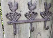 Rustic Country Rooster Theme Kitchen Utility Hook Utensil Hanger Metal Rack Rust
