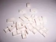 LEGO - 1x2 WHITE CURVED SLOPES - (25 pieces) - BRAND NEW!