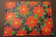 COUNTRY COTTAGE SET OF 6 CHRISTMAS POINSETTIAS FABRIC PLACEMATS - BRAND NEW