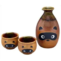 在飛比找蝦皮購物優惠-(現貨)日本製 日本 彩堂窯 瀨戶燒 狸貓 清酒杯壺組 清酒
