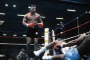 Mike Tyson In Action Boxing 1986 Old Photo 7
