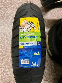 在飛比找Yahoo!奇摩拍賣優惠-自取價【阿齊】MICHELIN 120/70-12 CITY