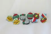 Novelty Button Mix (new) 3/4" - 7/8" (10) #9035 ORNAMENT MIX