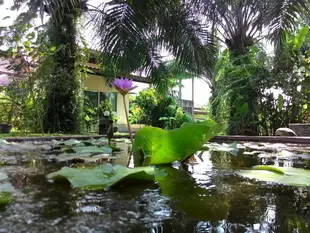 考拉阿提德花園旅館Aathid Garden Khao Lak